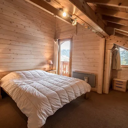 Chalet Tchibeck Cles Blanches La Tania